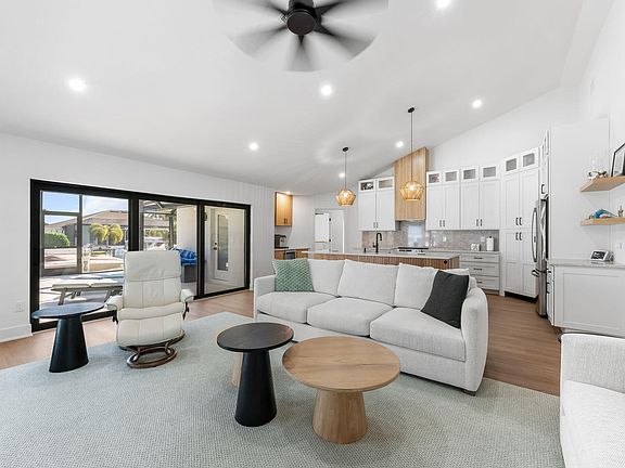 3rd image of 625 Dorando Ct