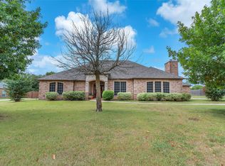 1921 Willow Bend Dr, Red Oak, TX 75154