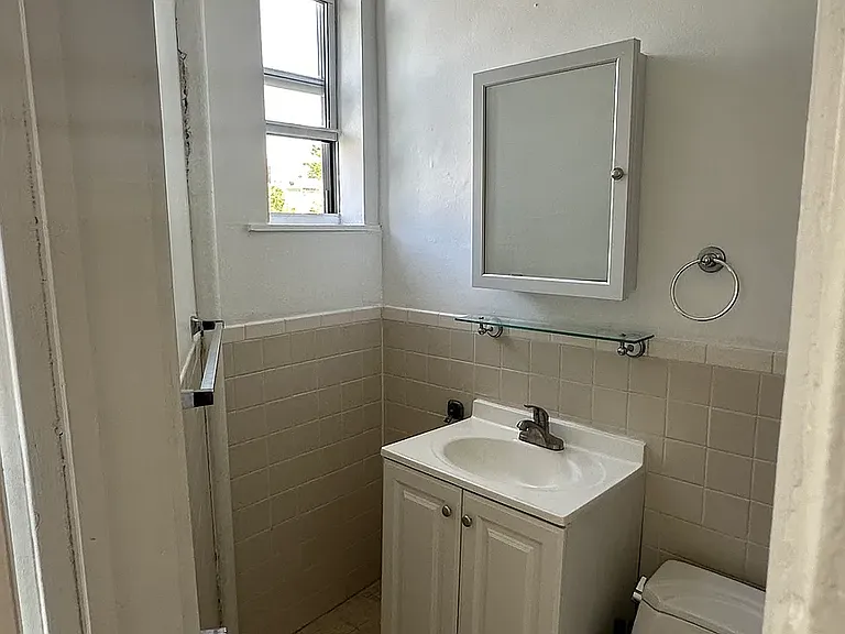 60-17 54th St #2L — Photo 22