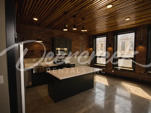 890 5th Ave #2, New Kensington, PA 15068