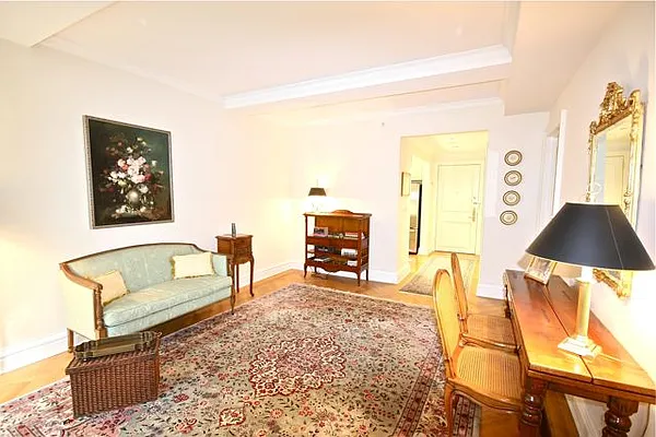 Rented by STAR CITIES INTERNATIONAL PROPERTY CORPORATION | media 17