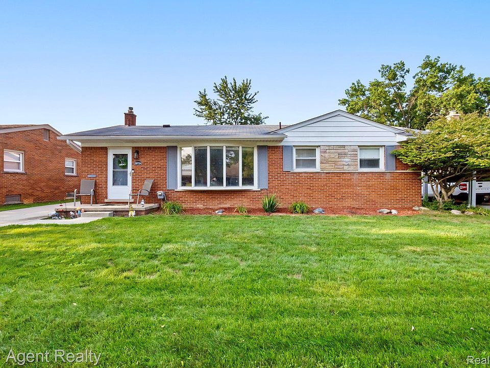 1st image of 29724 Hillbrook St