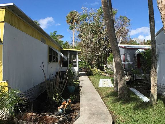 3rd image of 122 Matthew Cir