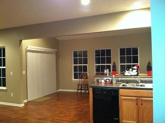 5th image of 38585 Thorton Ln