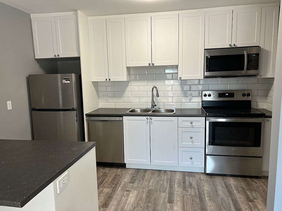 1st image of 240 Water St W #305