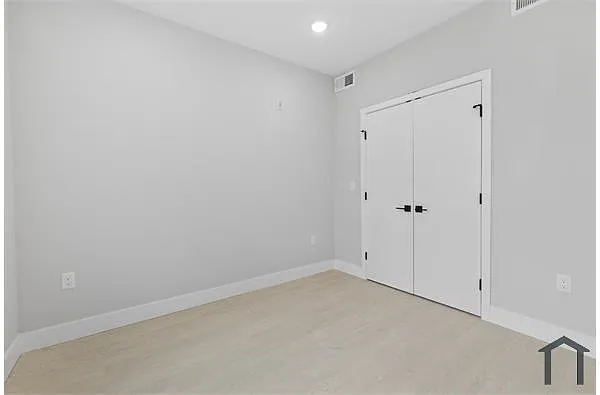 Building Photo - 715 N Brooklyn St #2