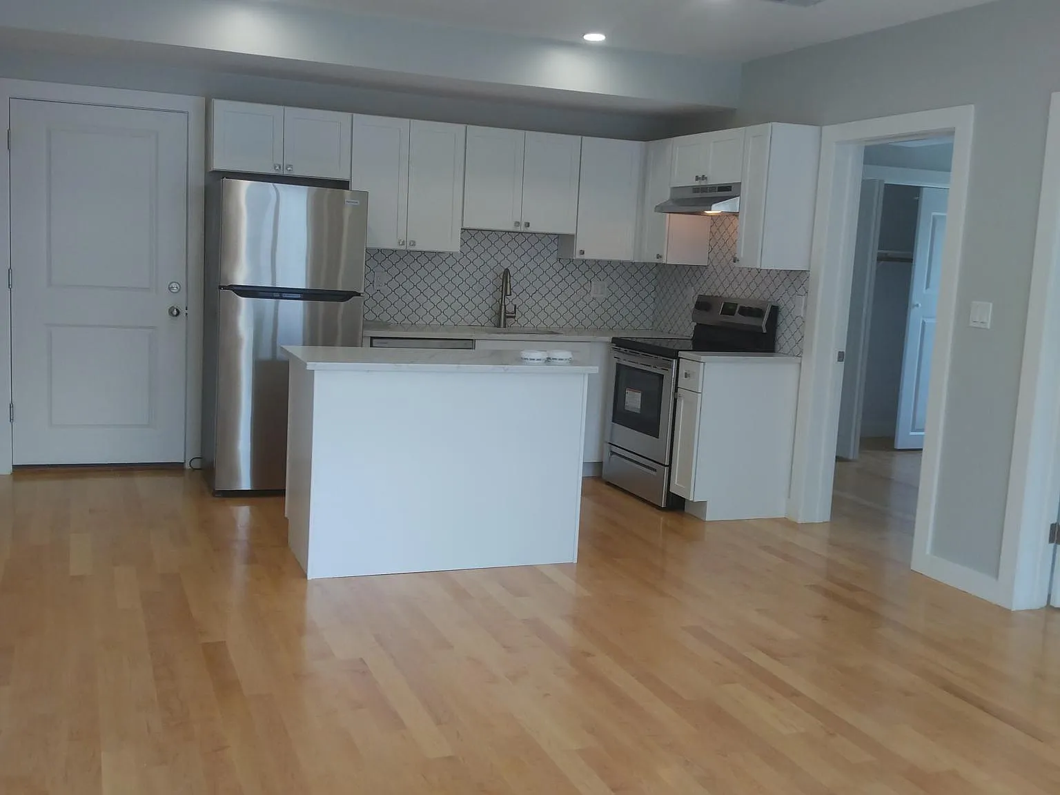 344 Salem St — Photo 2