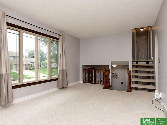 5th image of 5706 S 151st St