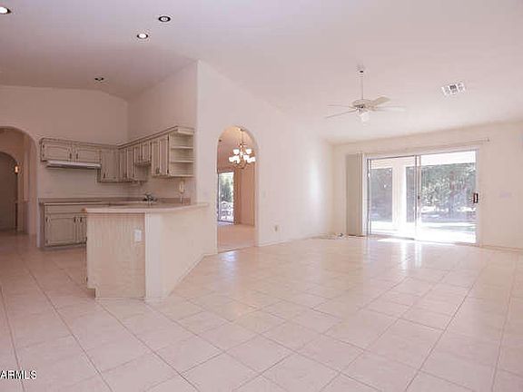 3rd image of 24725 S Saddletree Dr