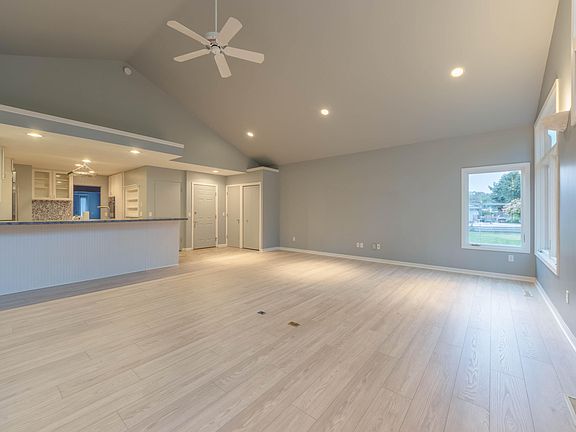 5th image of 3001 Hill An Brook Dr