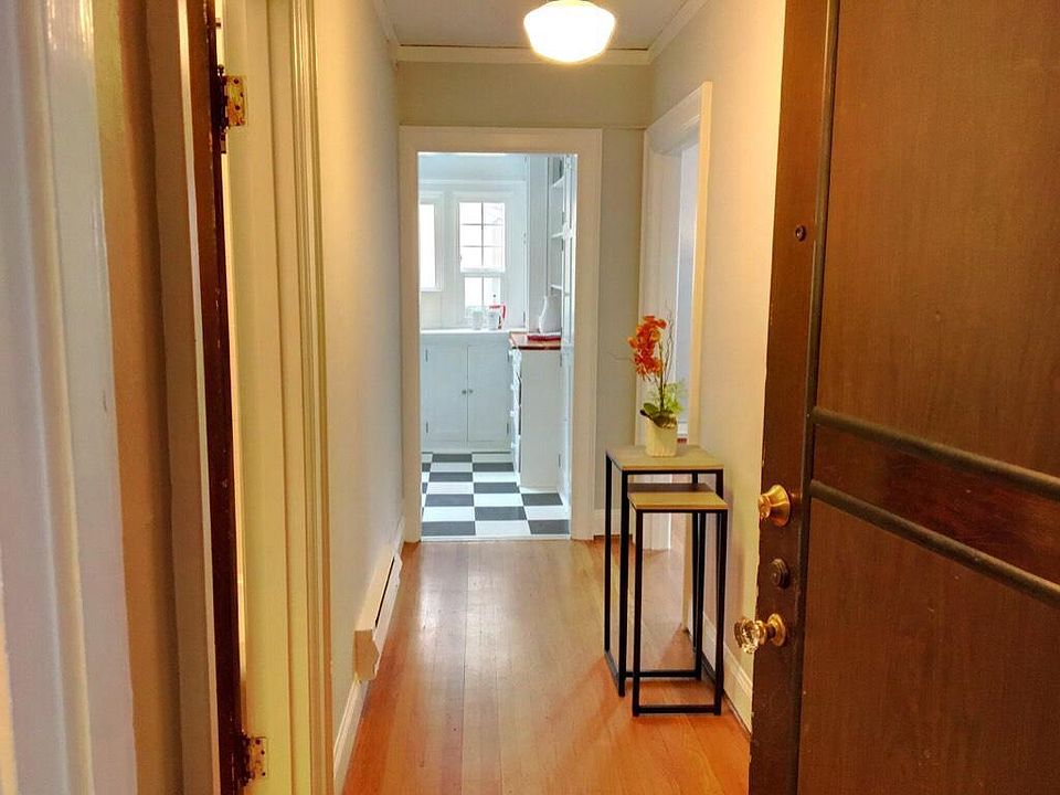 1st image of 1645 10th Ave E APT 104