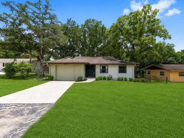 10 Silver Dr, Ocala, FL 34472