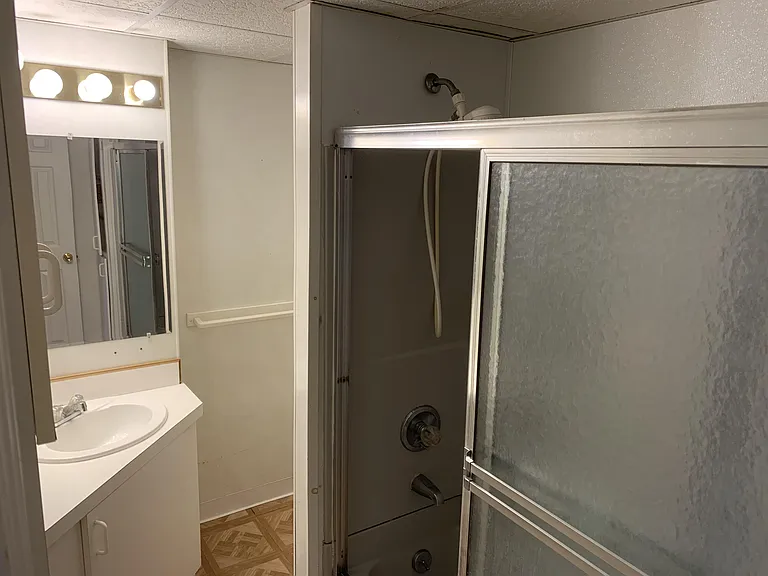 290 Newbury St #2R — Photo 4