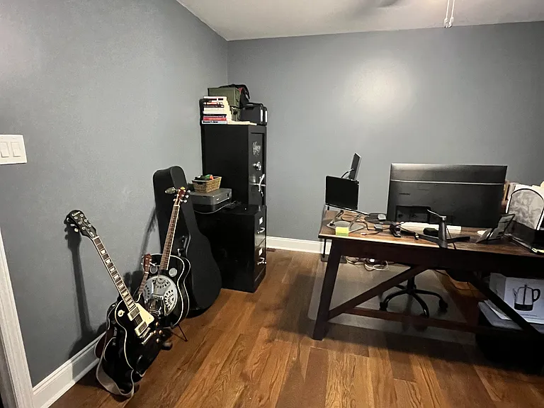121 Garrison Ct — Photo 17