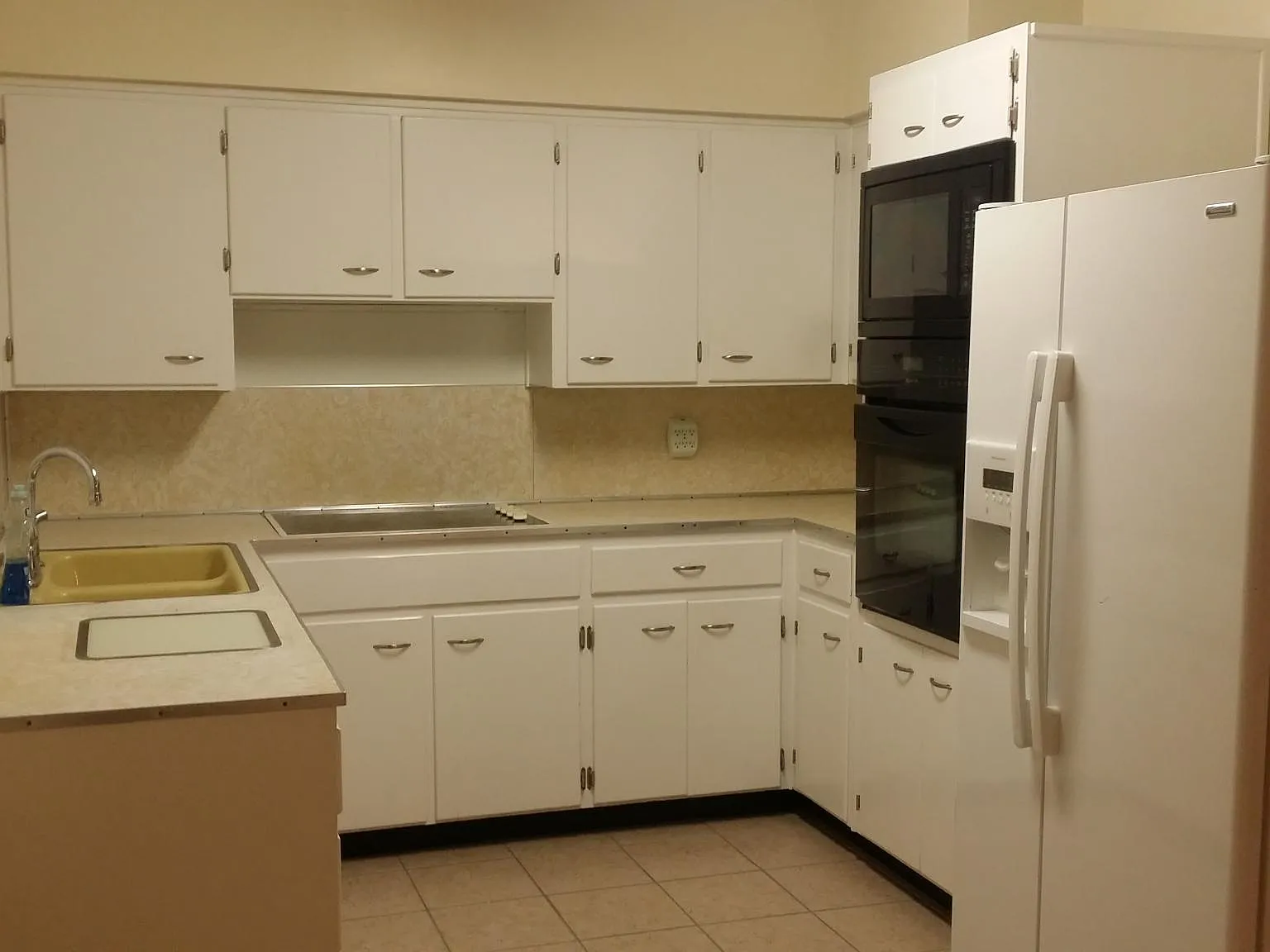 617 Westover Street — Photo 2