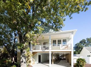 422 NE 79th St, Oak Island, NC 28465