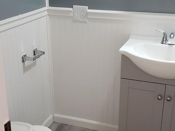 5th image of 513 Iroquois Dr #1
