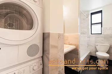 Rented by aptsandlofts.com