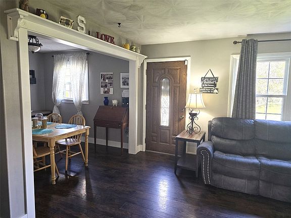 2nd image of 21645 Golden Dr