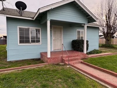 257 E Vandalia Ave, Porterville, CA, 93257