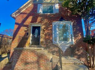 1218 Clinton Ave, Berwyn, IL 60402