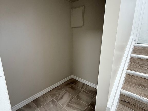 3rd image of 109 Northumberland St