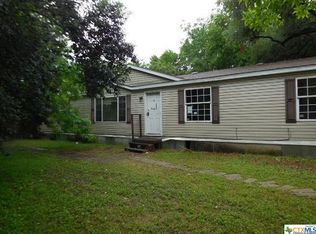 837 Birch St, Lockhart, TX 78644