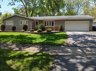 18828 Greenbay Ave, Lansing, IL 60438