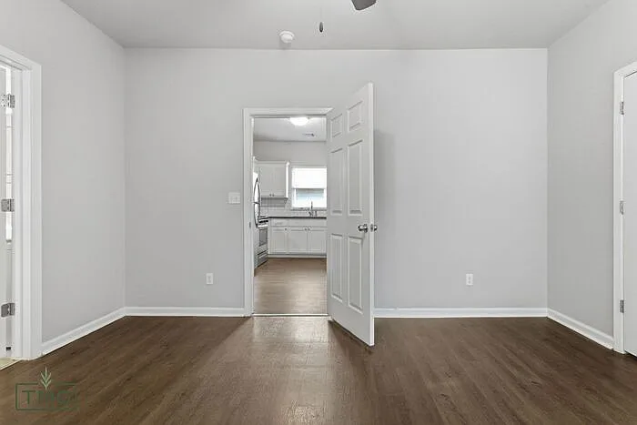 2516 E 6th St #2 — Photo 16