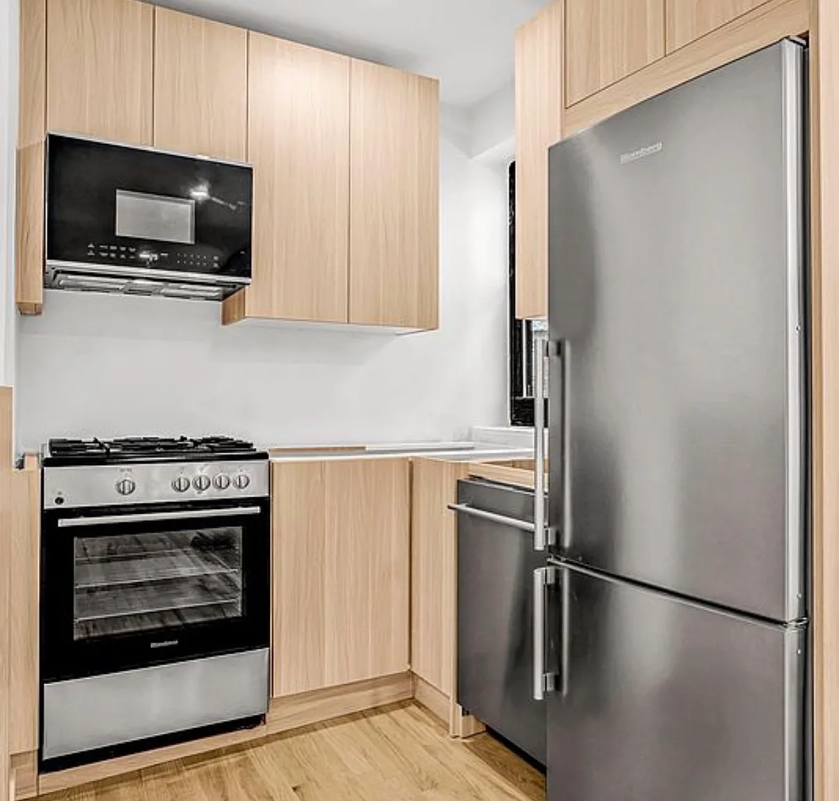 315 East 95th Street — Photo 3