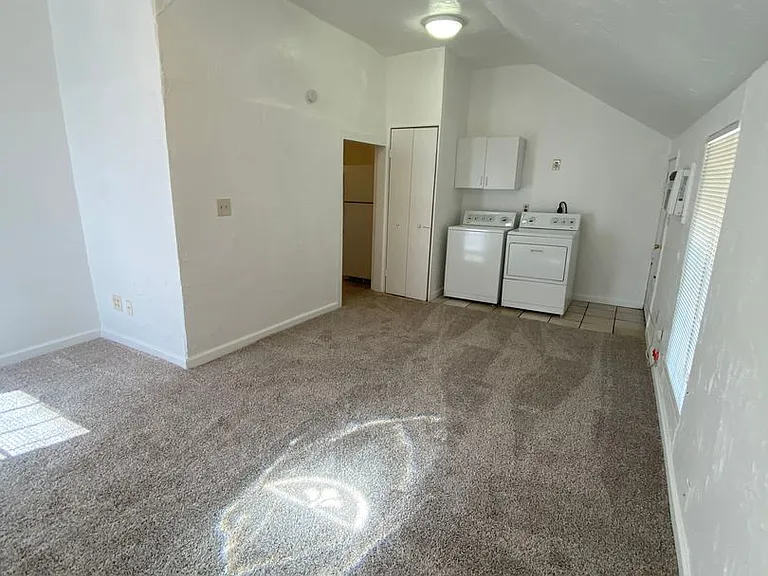 2800 Lafayette Ave #B — Photo 3