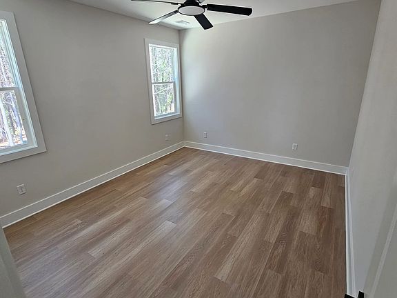 3rd image of 700 Torwood Dr