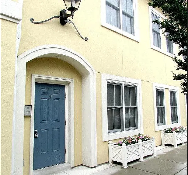 9 S Brunswick St — Photo 3