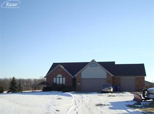 8233 Bristol Rd, Swartz Creek, MI 48473