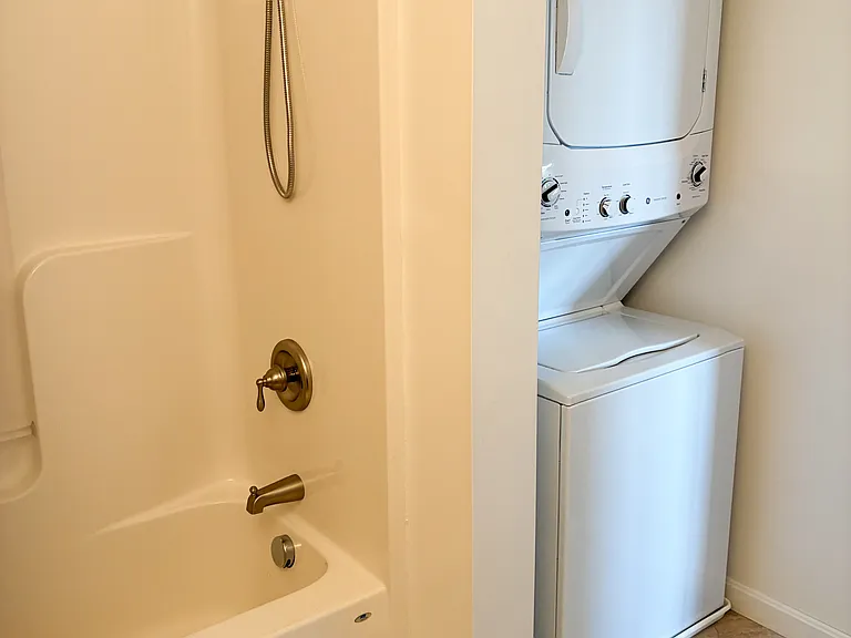 3 Perkins Ave #2 — Photo 7