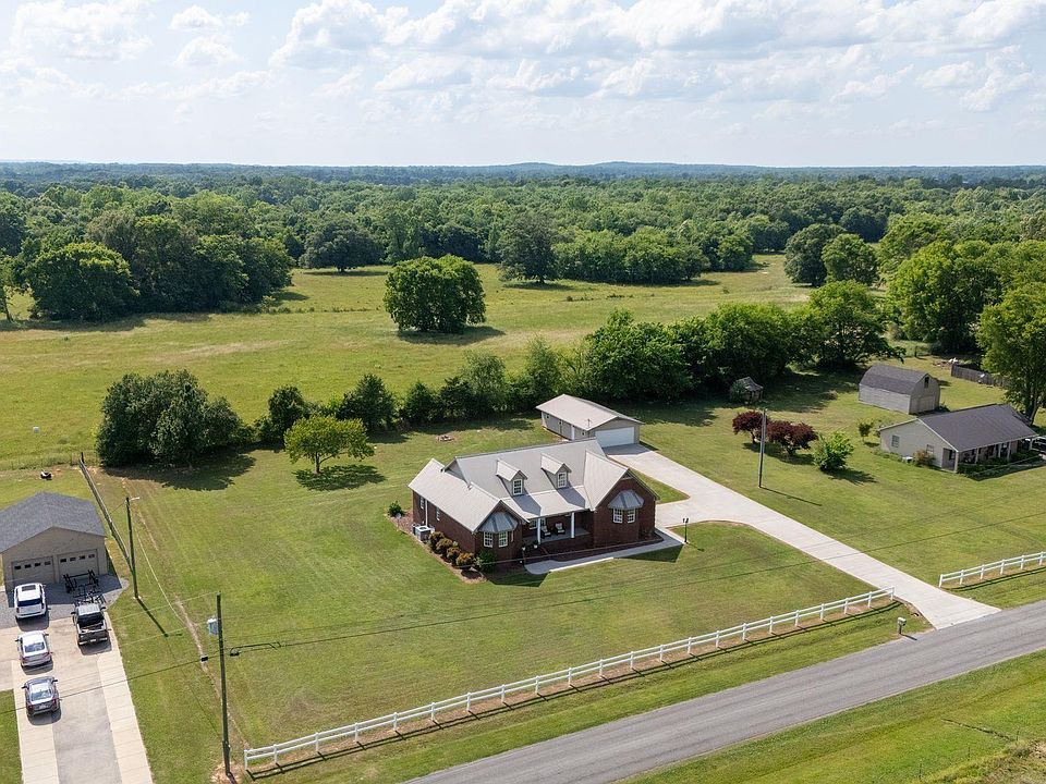 1st image of 106 Stephenson Rd