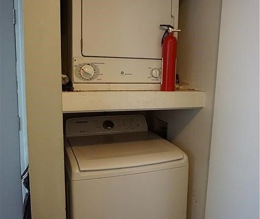 5th image of 4101 Hessmer Ave APT 311