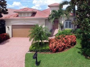 5984 Hammock Isles Cir, Naples, FL 34119