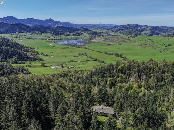982 Brumbach Rd, Roseburg, OR 97470
