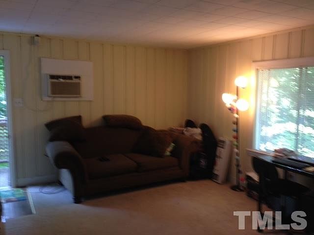 2nd image of 2 Penny Ln