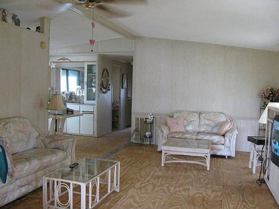4th image of 28 Arboles Del Norte