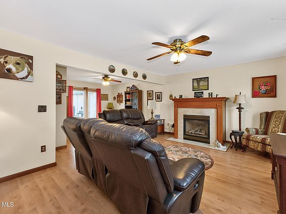 5th image of 1467 Bame Road