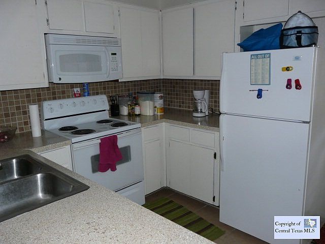 1st image of 1221 W Hopkins St #9