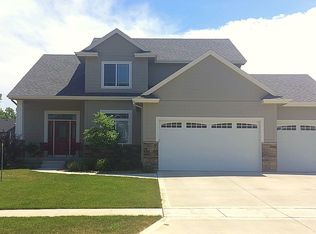 901 Shelby Dr, Adel, IA 50003