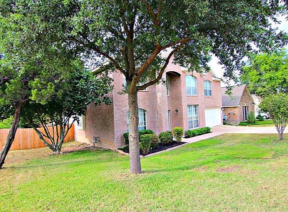 3rd image of 1001 Savanna Ln