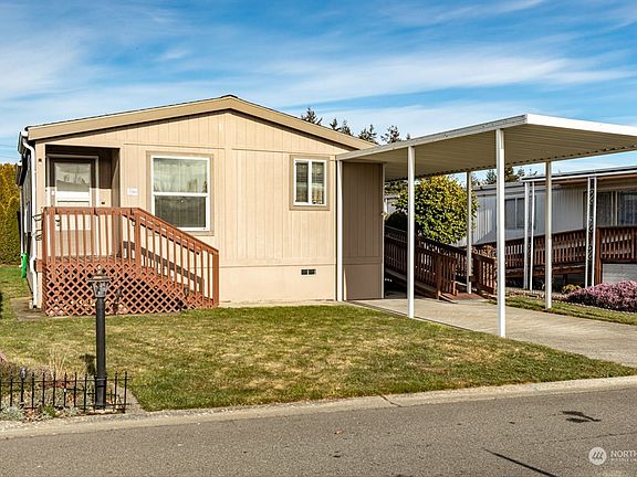 3rd image of 225 NE Ernst Street #36