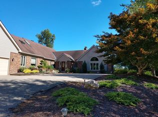 7017 Thornapple River Dr SE, Caledonia, MI 49316