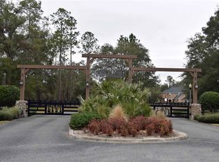39628 Woodgate Ln, Lady Lake, FL 32159