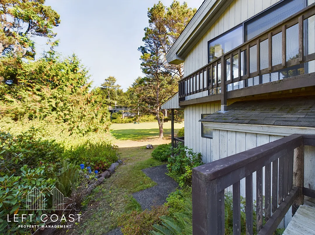 132 Salishan Drive - 1 — Photo 4