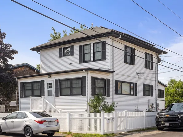 3 Clinton Rd, Revere, MA 02151